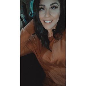 Meet your Posher, Anna